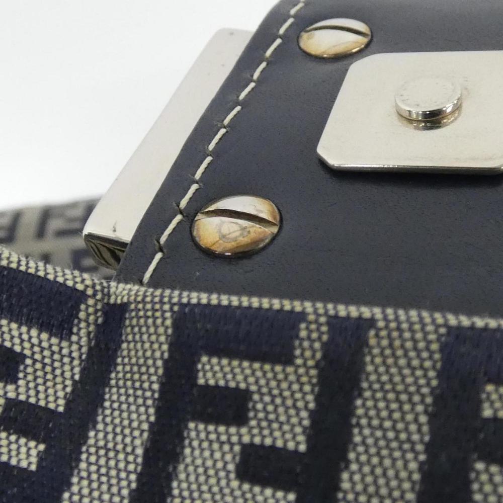 Fendi Mamma Baguette 26325 Shoulder Bag - Picture 8 of 8